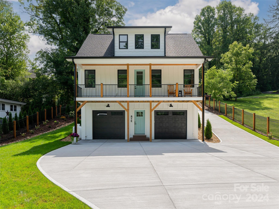 8 Craven Hill Cir Black Mountain, NC 28711