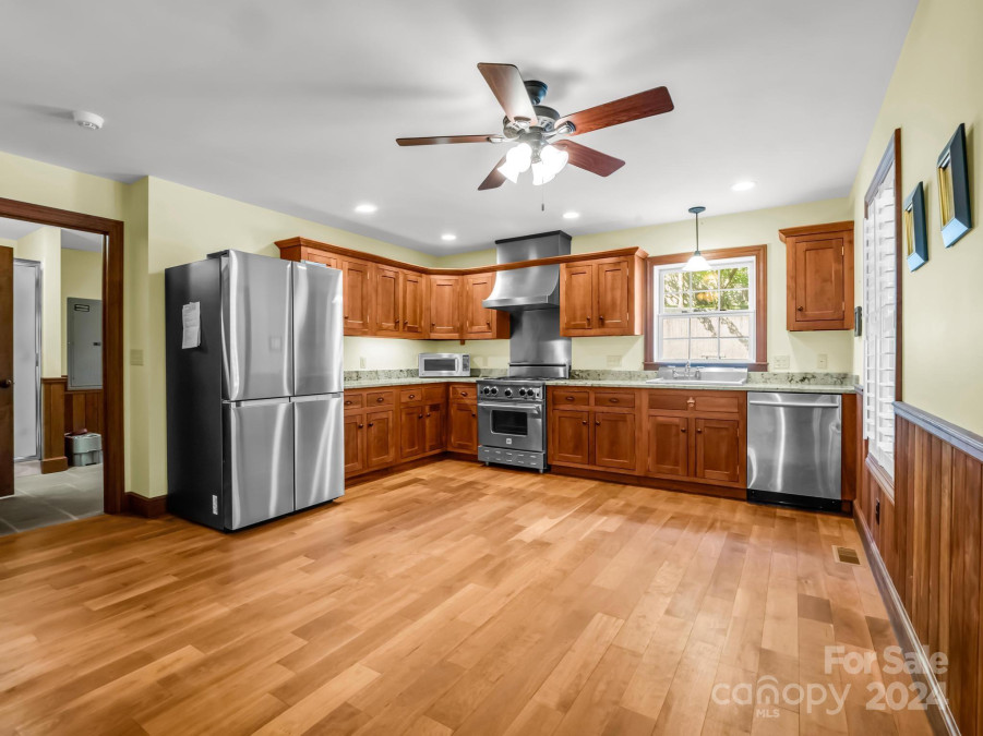 2452 Lake Adger Pw Mill Spring, NC 28756