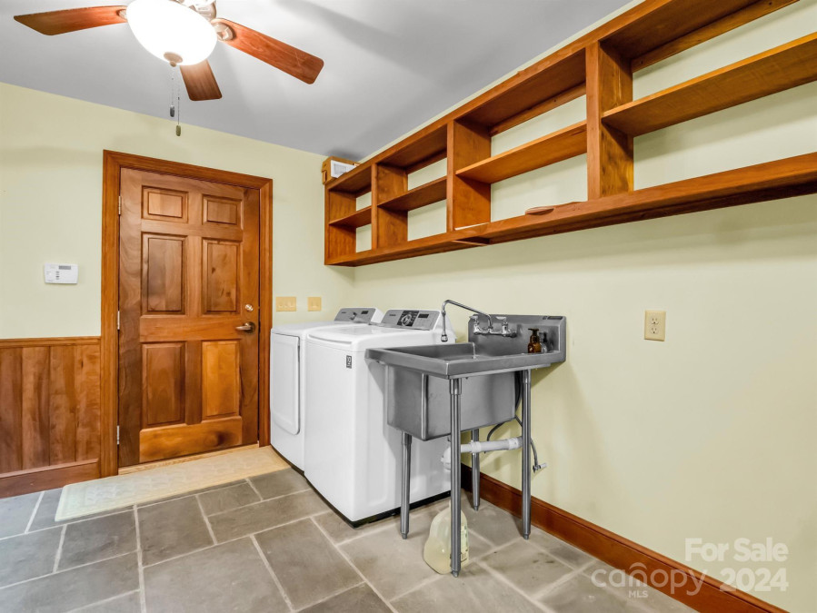 2452 Lake Adger Pw Mill Spring, NC 28756