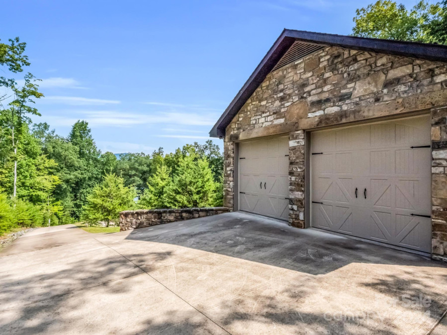 2452 Lake Adger Pw Mill Spring, NC 28756