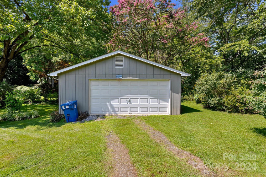 45 Cub Rd Asheville, NC 28806