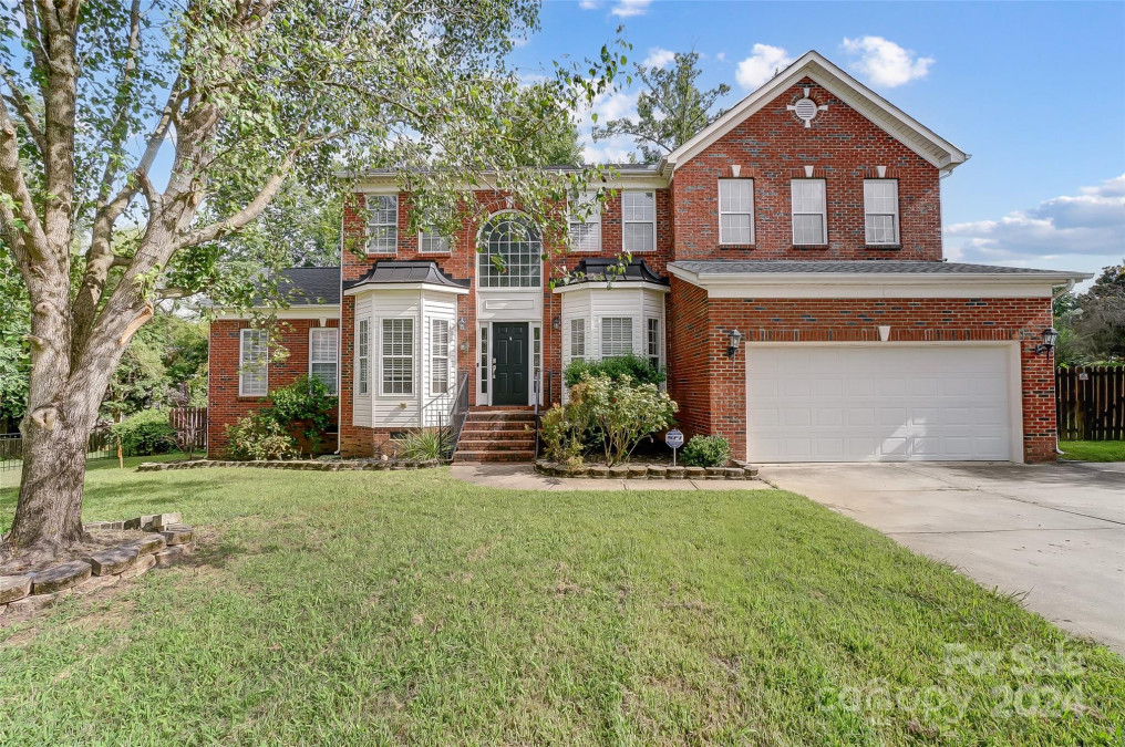 4152 Oakton Ridge Ct Matthews, NC 28105