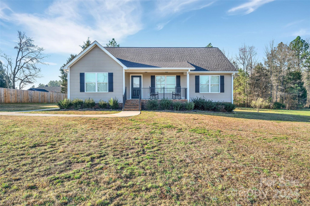 511 Sand Iron Cir Chester, SC 29706