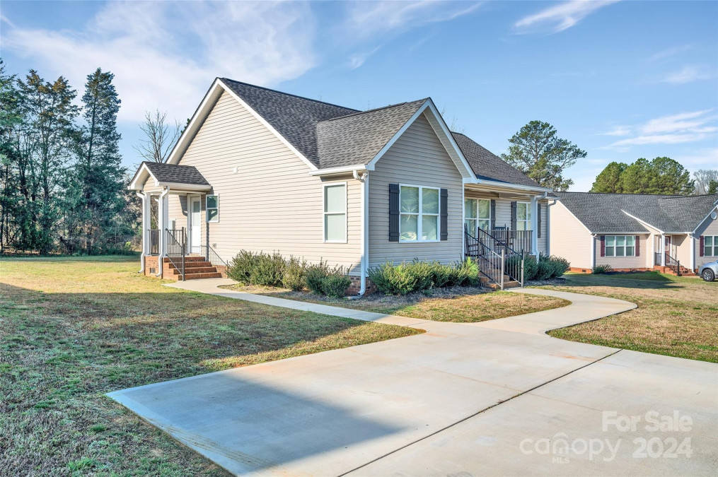 511 Sand Iron Cir Chester, SC 29706