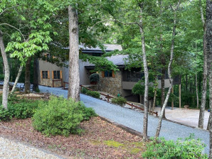 394 Jonathan Ln Lake Lure, NC 28746