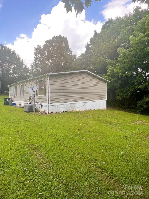 4088 Jacumin Rd Valdese, NC 28690