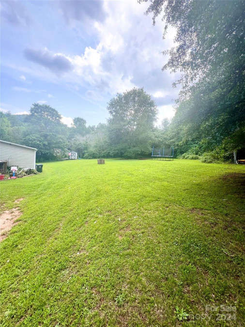 4088 Jacumin Rd Valdese, NC 28690