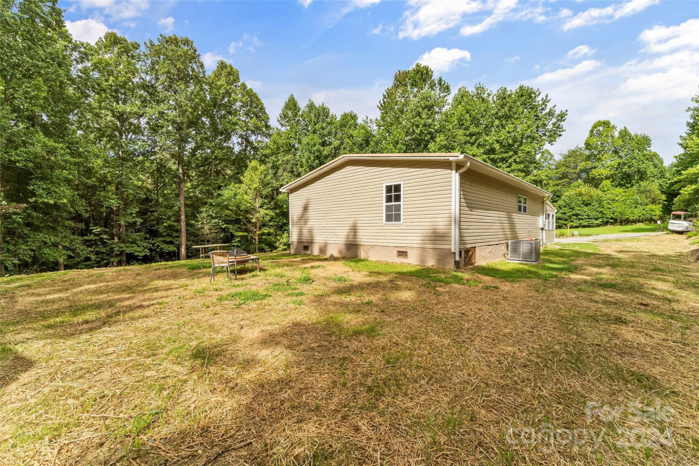 218 Woodrun Dr Marion, NC 28752