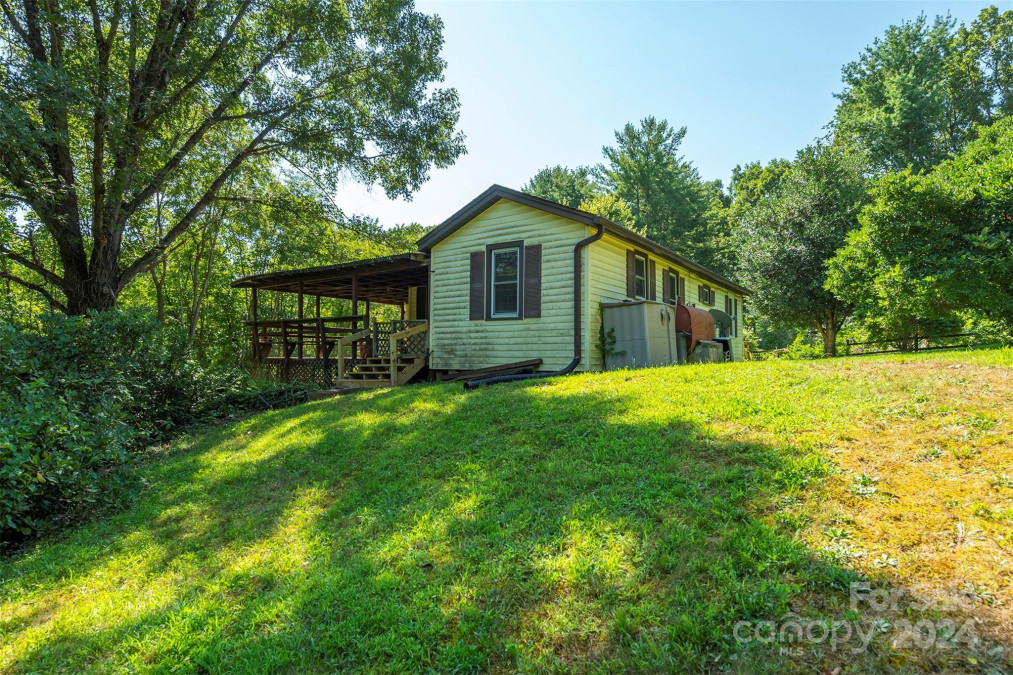 25 Cherokee Rd Asheville, NC 28806