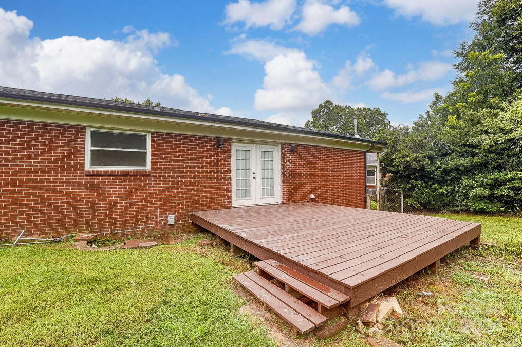 1006 Robinhood Ln Kannapolis, NC 28081