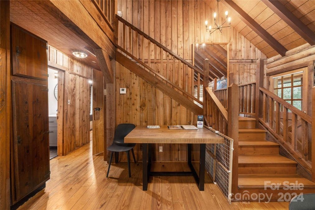 55 Valley Ln Pisgah Forest, NC 28768