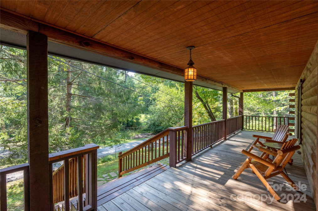 55 Valley Ln Pisgah Forest, NC 28768