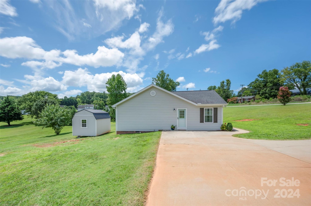 210 Thompson Rd Rutherfordton, NC 28139