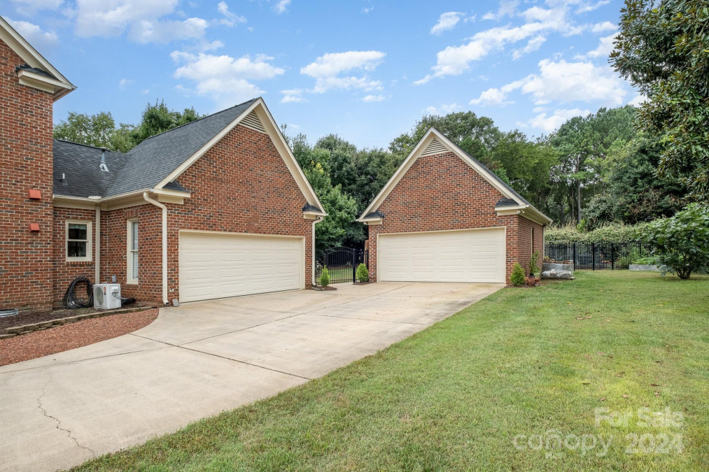 5926 Moray Ct Concord, NC 28027