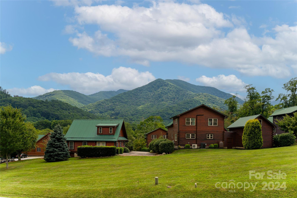 649 Panoramic Loop Maggie Valley, NC 28751