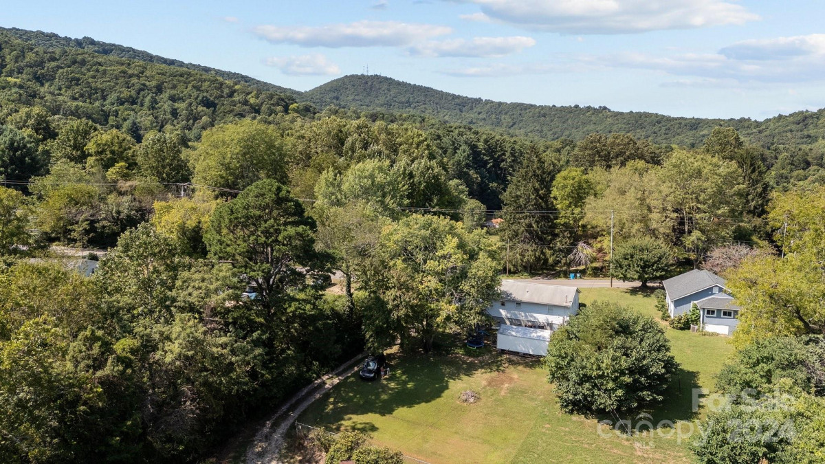 204 Cedar Hill Rd Asheville, NC 28806