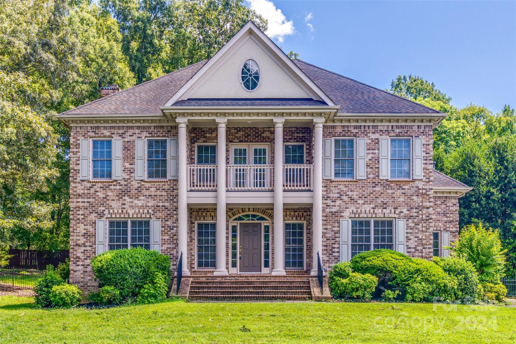 10836 Fox Hedge Rd Matthews, NC 28105