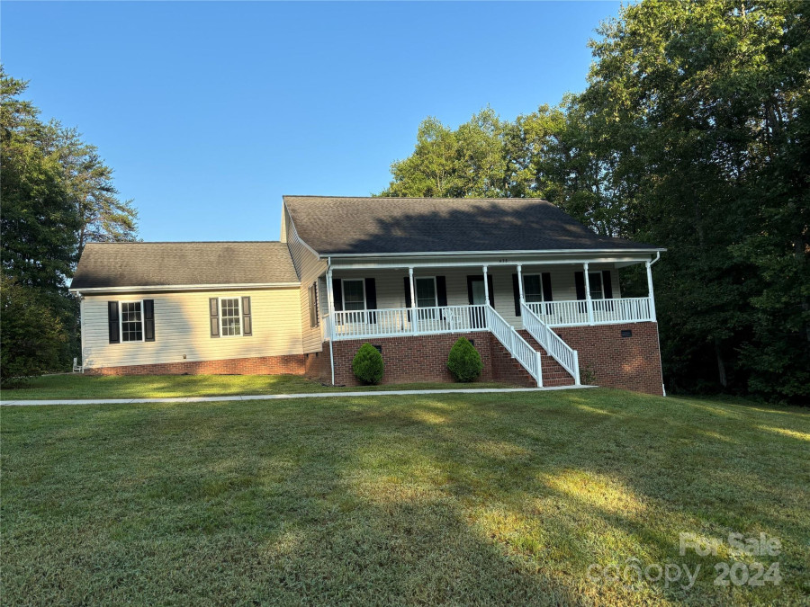 475 Cornerstone Dr Taylorsville, NC 28681