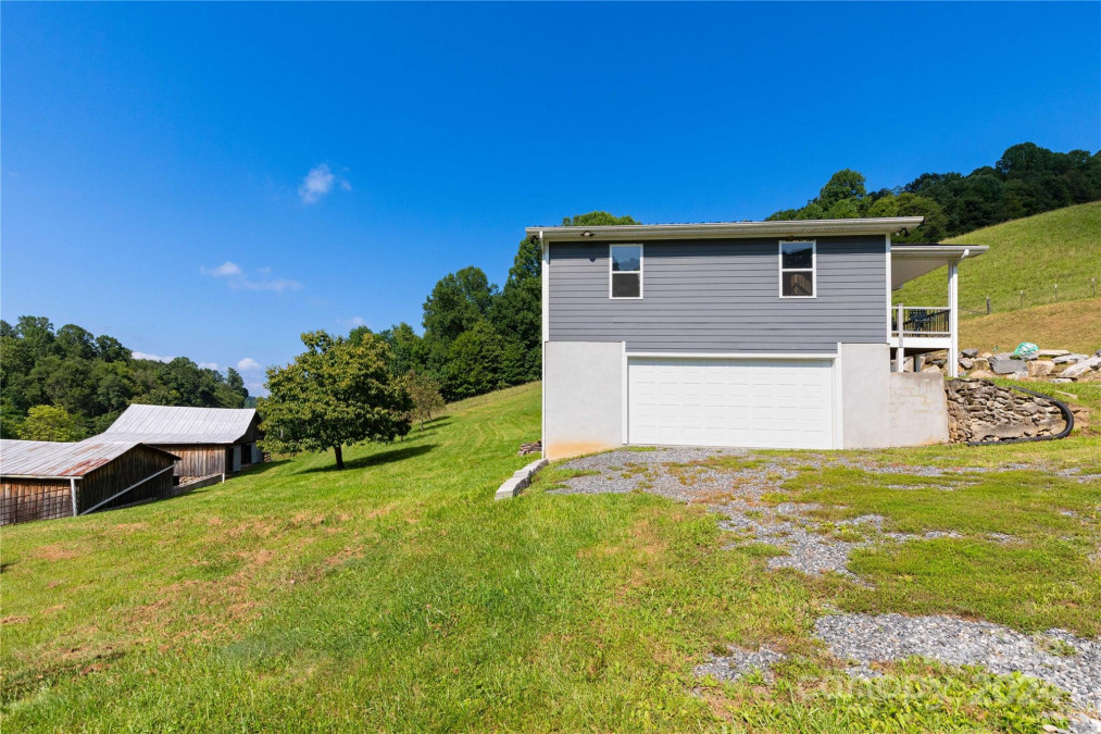 2345 Sugar Camp Rd Marshall, NC 28753