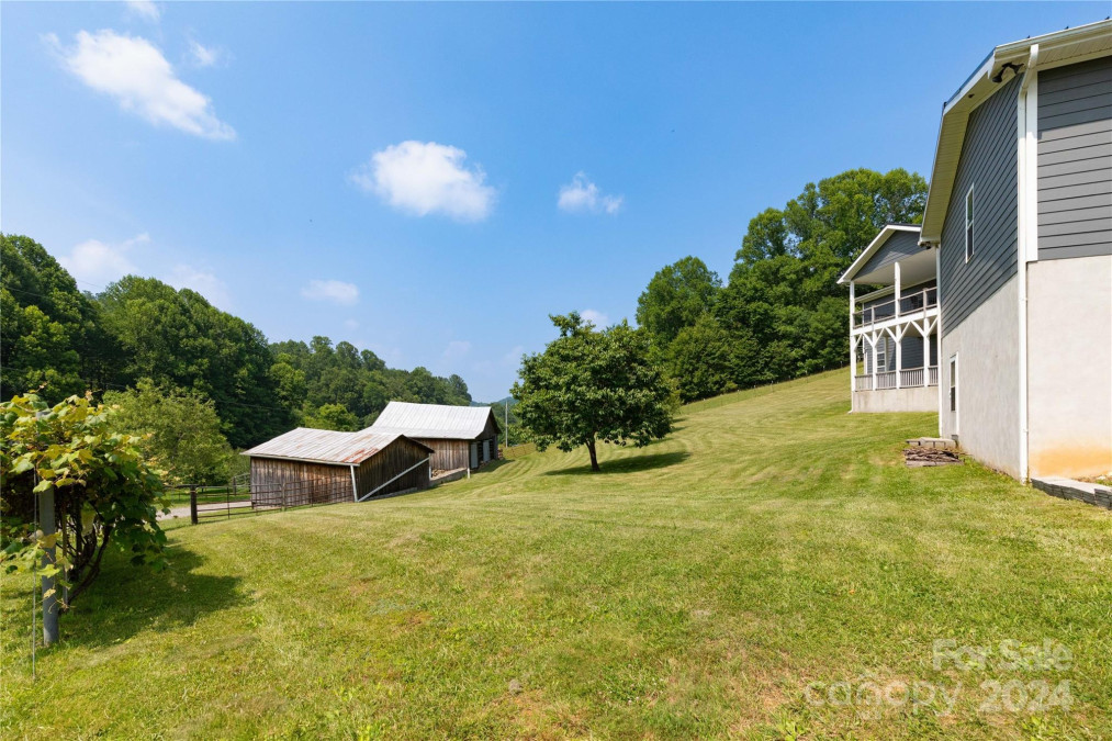 2345 Sugar Camp Rd Marshall, NC 28753