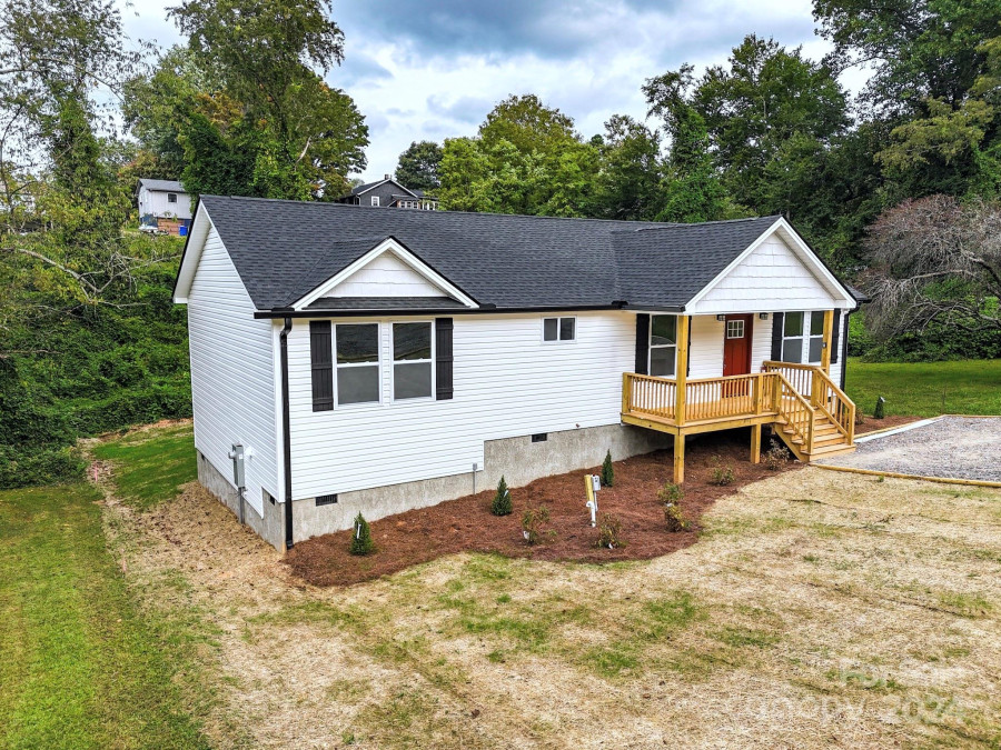 41 Shannon Dr Asheville, NC 28803