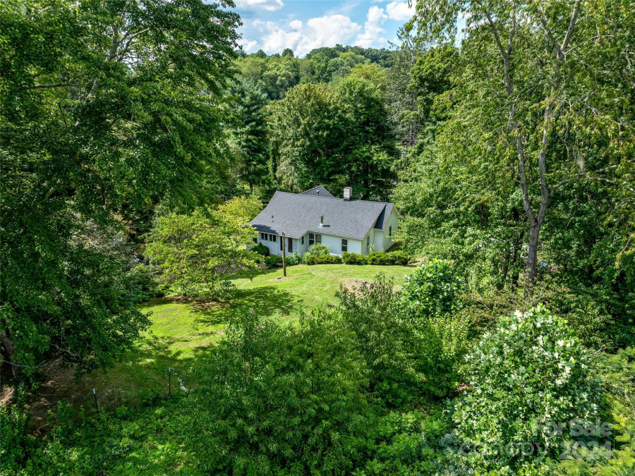 5 Buncombe School Rd Asheville, NC 28806