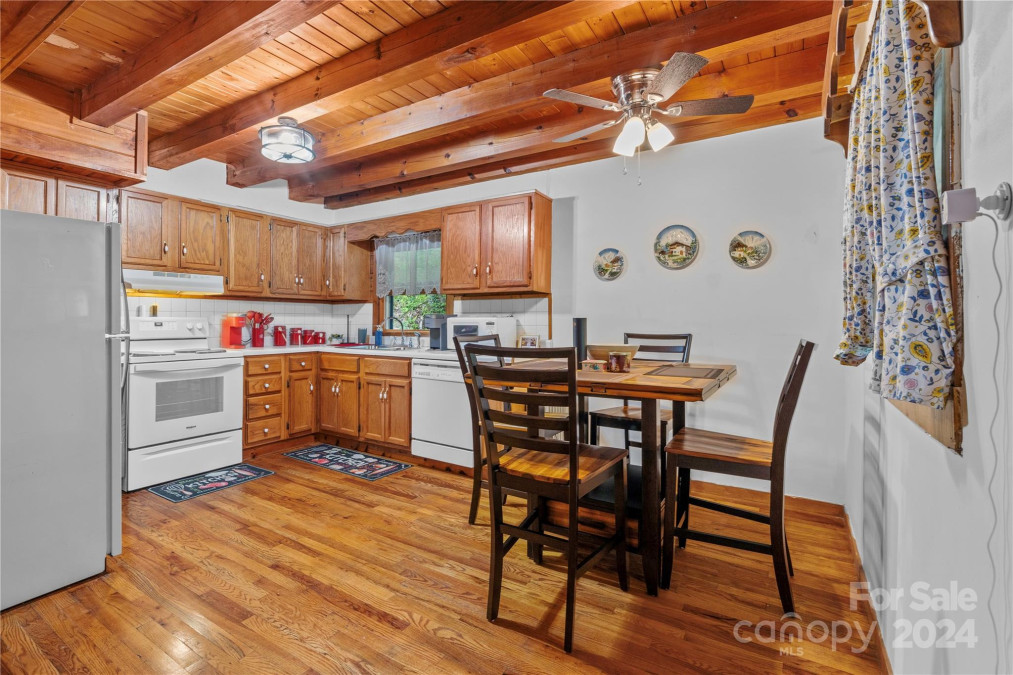 282 Soco Acres Rd Maggie Valley, NC 28751