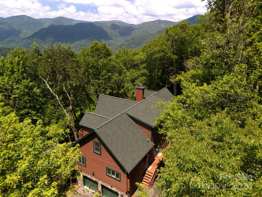 35 Falcon Crest Loop Maggie Valley, NC 28751