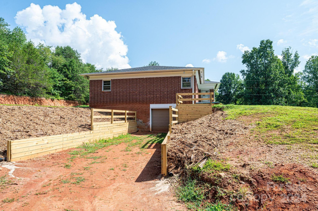 1326 Dudley Shoals Rd Granite Falls, NC 28630