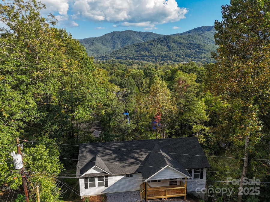 218 Westwood Ave Swannanoa, NC 28778