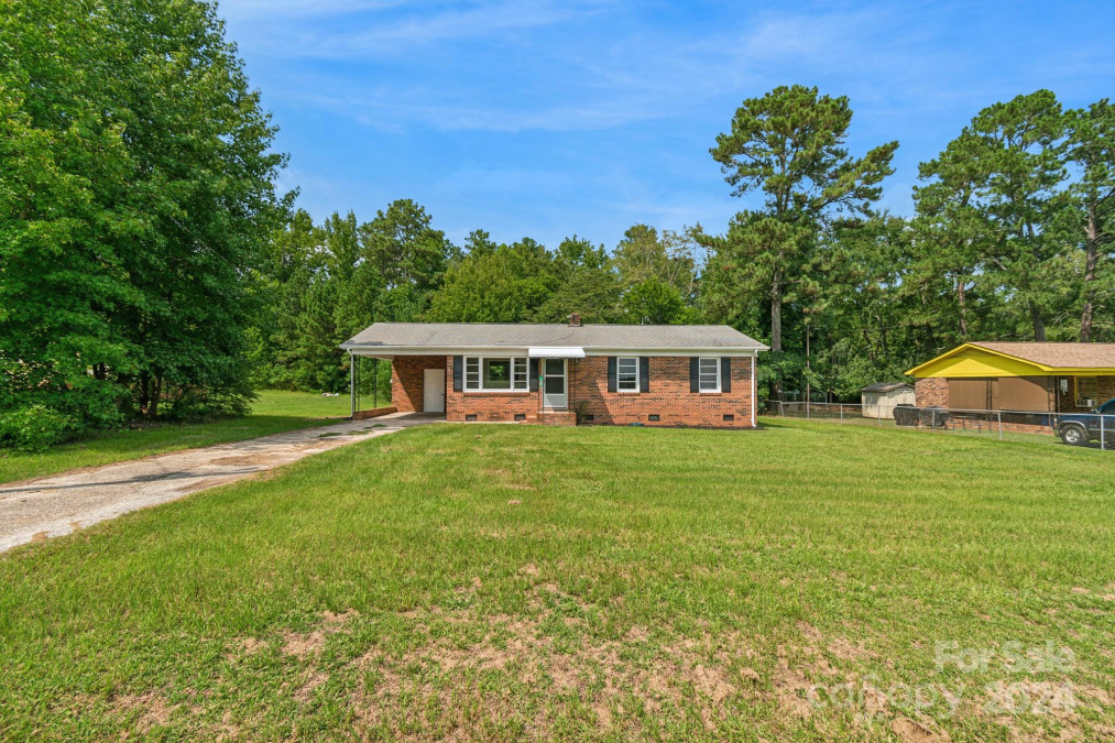 37 Clemmons Rd Wadesboro, NC 28170