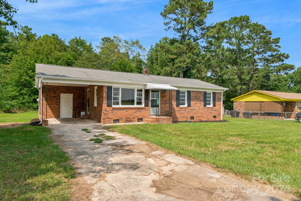 37 Clemmons Rd Wadesboro, NC 28170