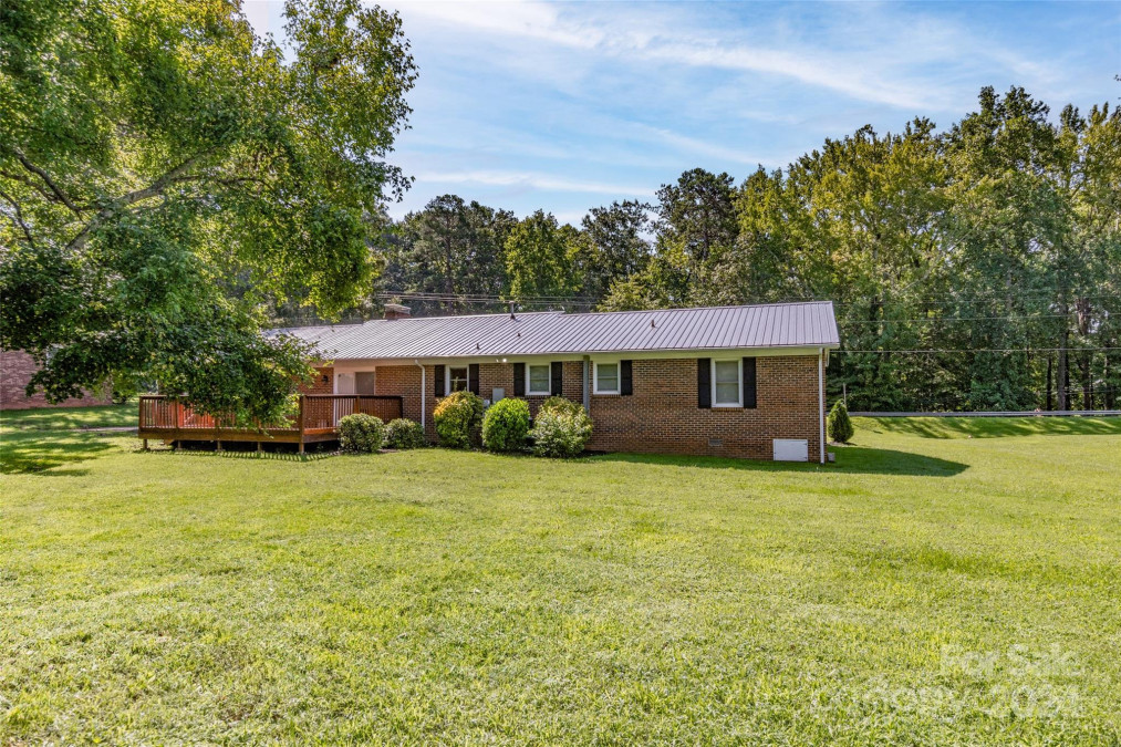 3279 Nc 150 Hw Lincolnton, NC 28092