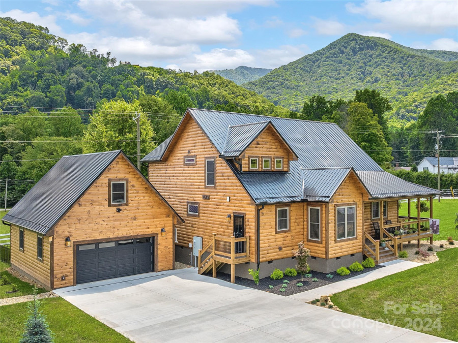 44 Kennerly Cv Maggie Valley, NC 28751