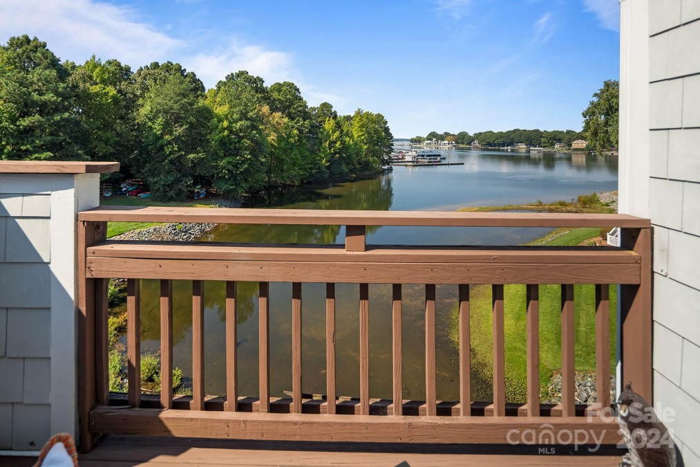 18726 Nautical Dr Cornelius, NC 28031