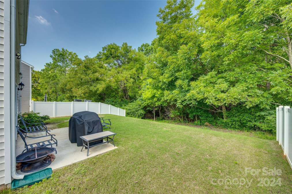 518 King Clover Ln Clover, SC 29710