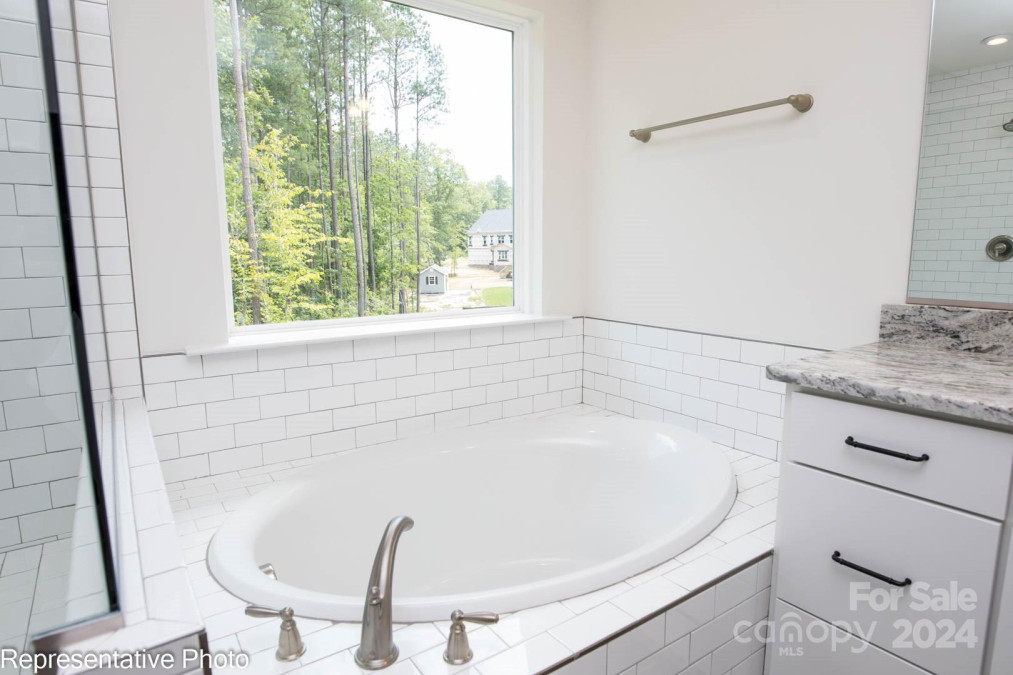 5027 Mclaughlin Loop Waxhaw, NC 28173