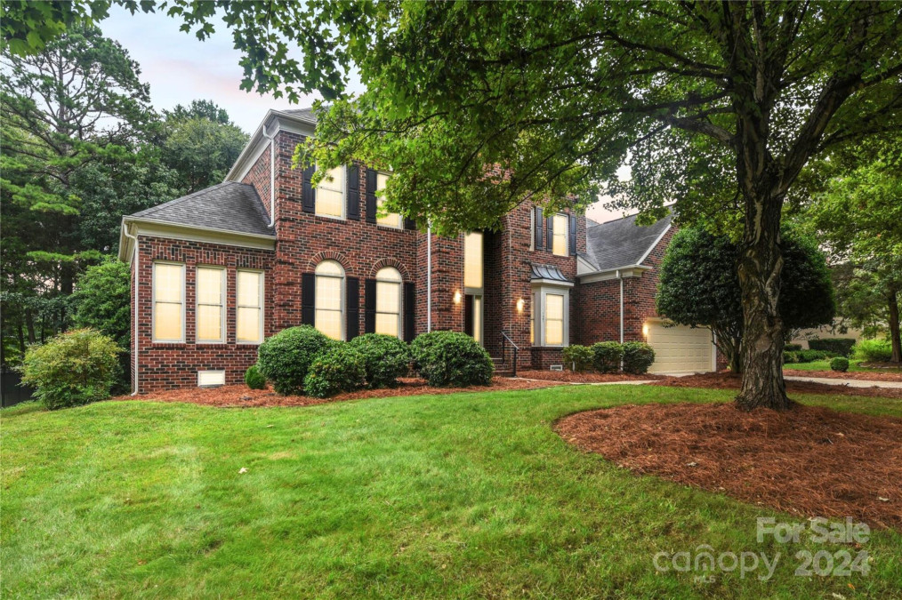 7307 Versailles Ln Charlotte, NC 28277