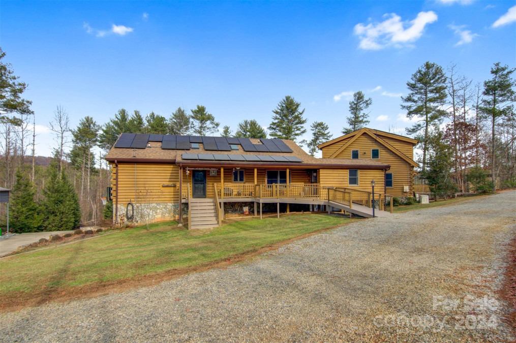 2257 Quiet Creek Ln Lenoir, NC 28645