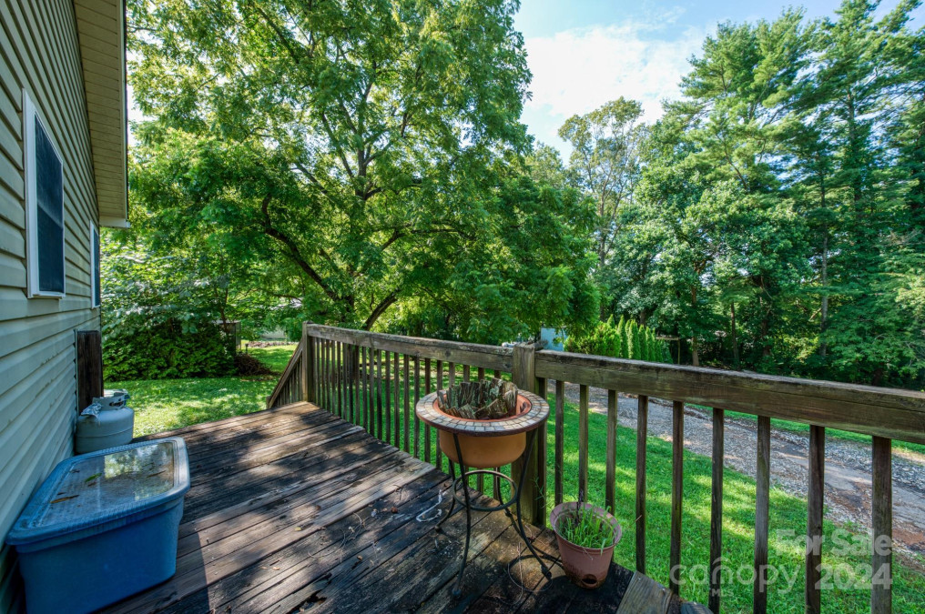 19 Fieldtop Ln Arden, NC 28704