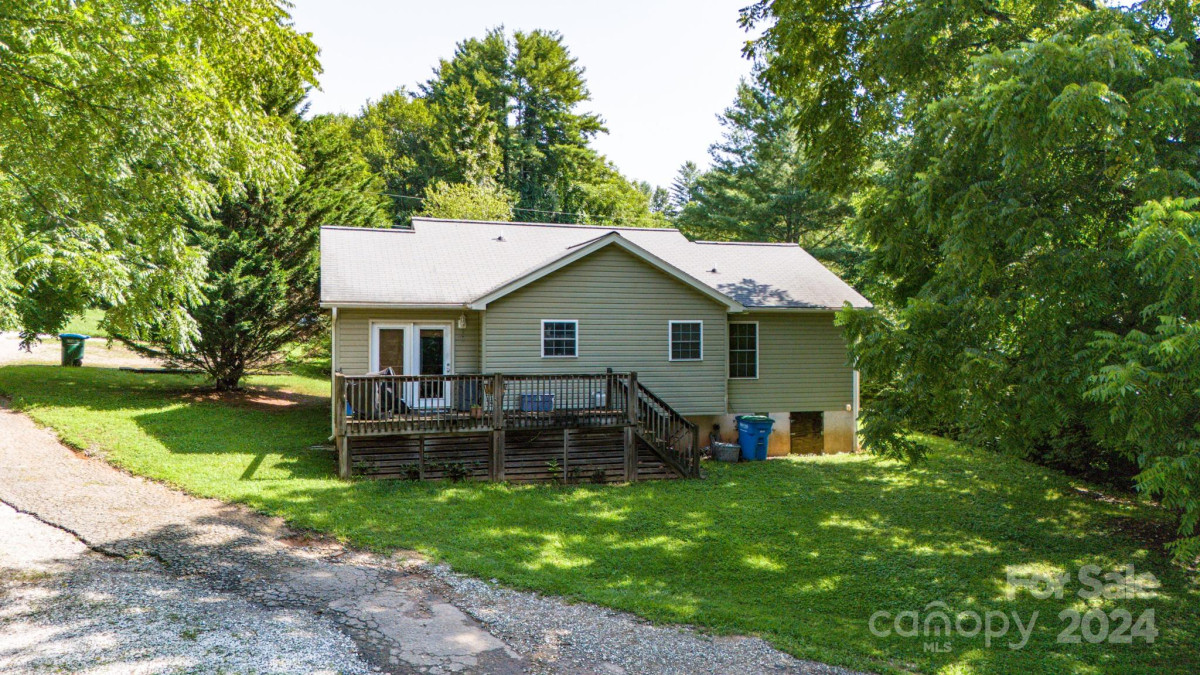 19 Fieldtop Ln Arden, NC 28704