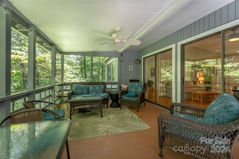 60 Holly Ridge Rd Pisgah Forest, NC 28768