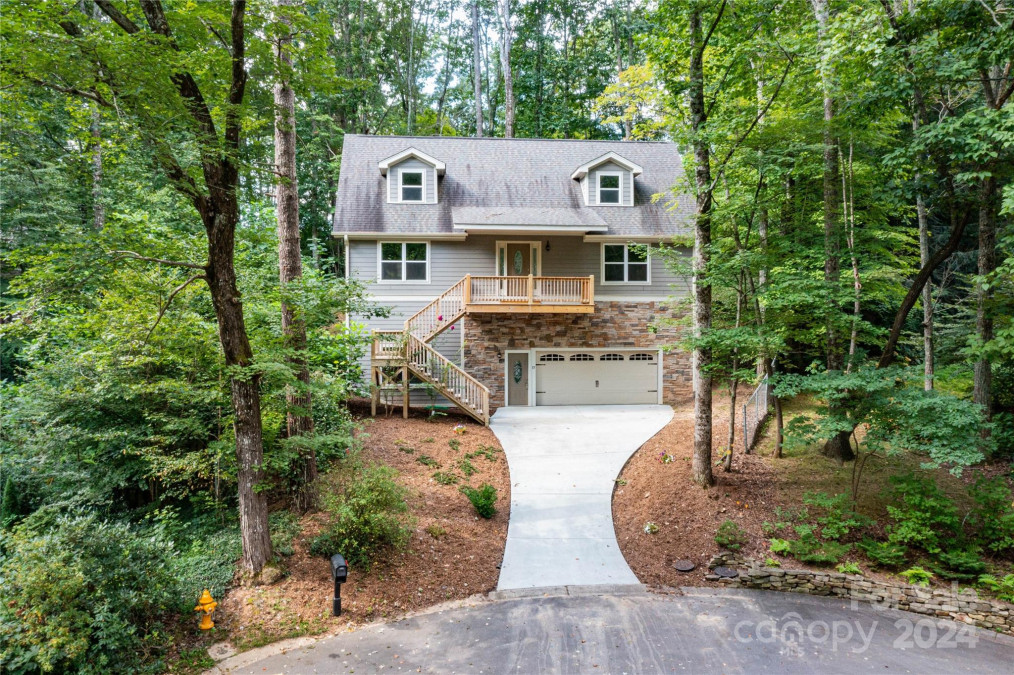 17 Mayfair Pl Arden, NC 28704