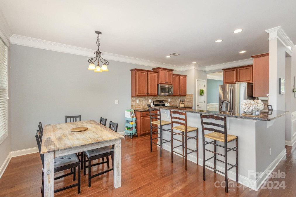 10027 Casa Nuestra Dr Charlotte, NC 28214