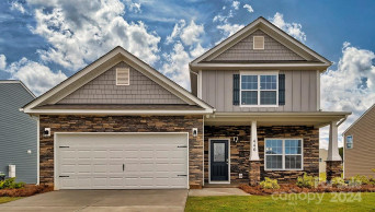 45 Farmwood Trl Waynesville, NC 28786