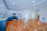 510 Deaverview Rd Asheville, NC 28806