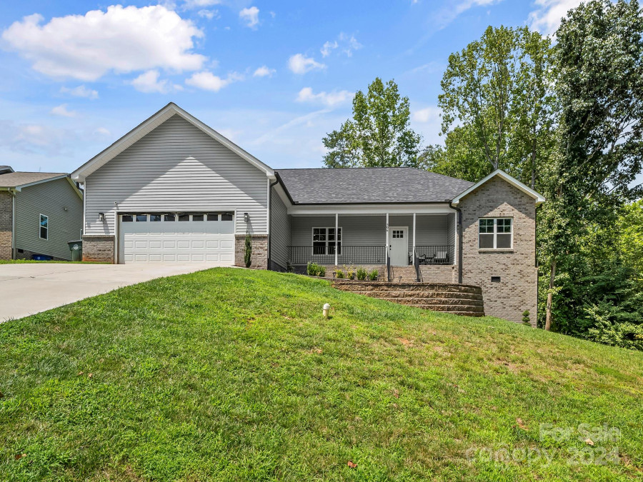 506 Aberdeen St Conover, NC 28613