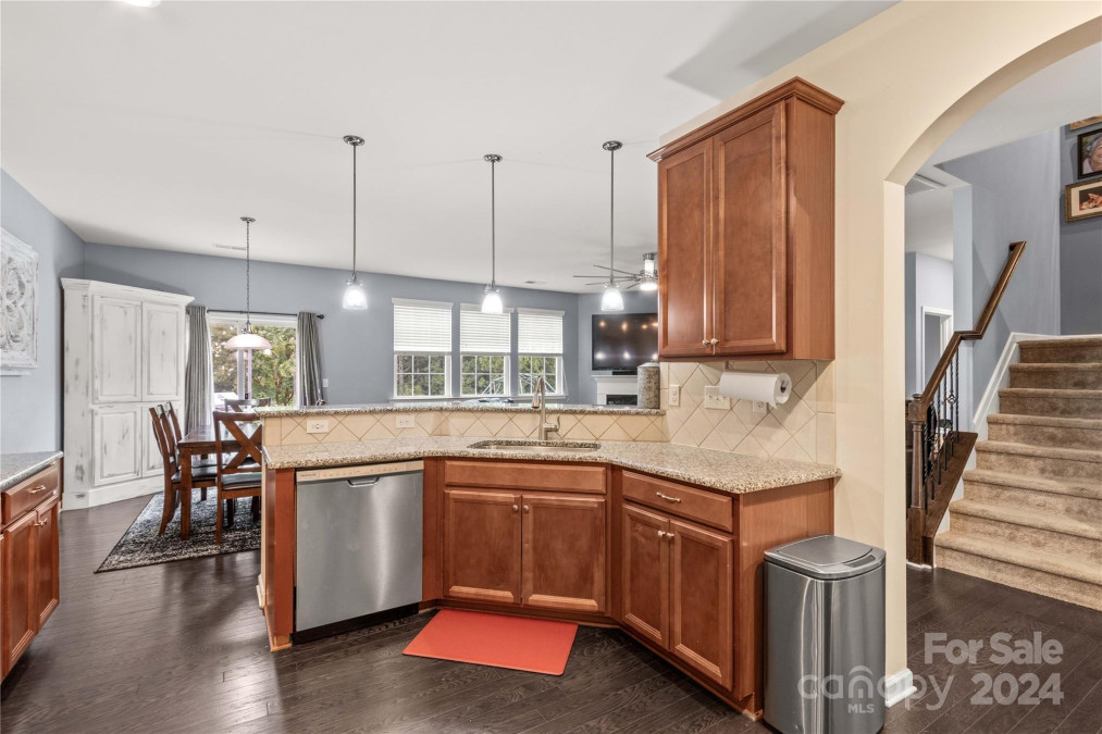 133 Lassen Ln Mooresville, NC 28117