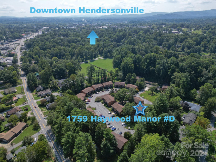 1759 Haywood Manor Rd Hendersonville, NC 28791