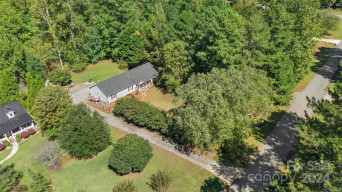 7053 Quailwood Dr Stanley, NC 28164